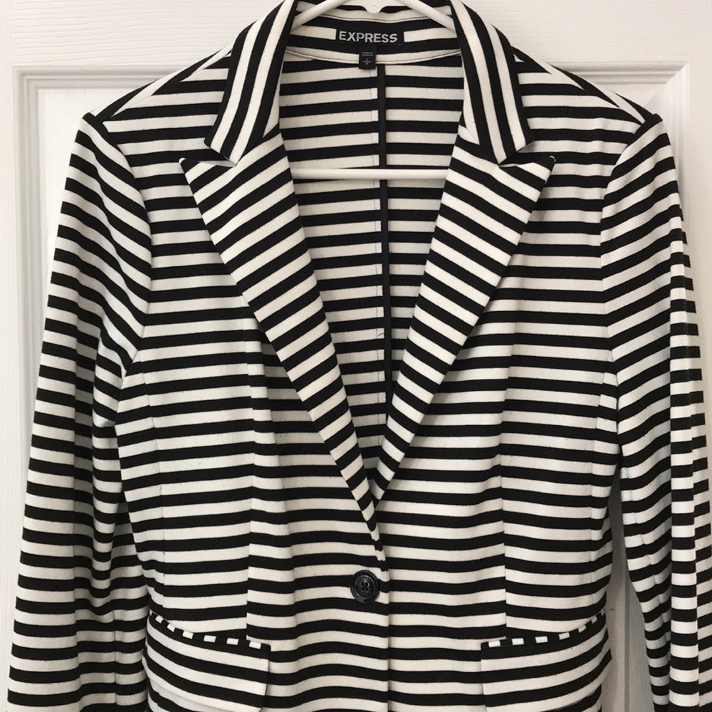 Express black and white blazer